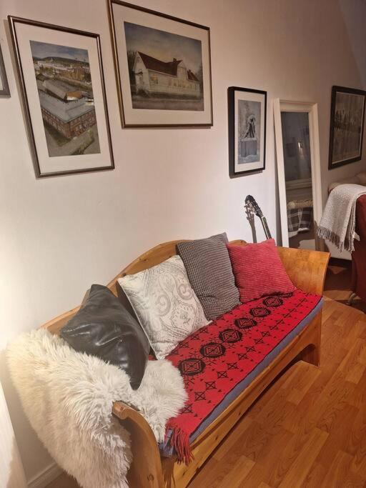 רובניימי City Apartment Rovis מראה חיצוני תמונה